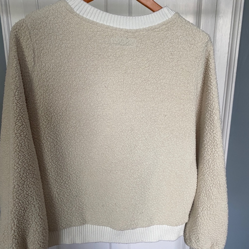 Abercrombie shearling sweatshirt - Picture 2 of 3